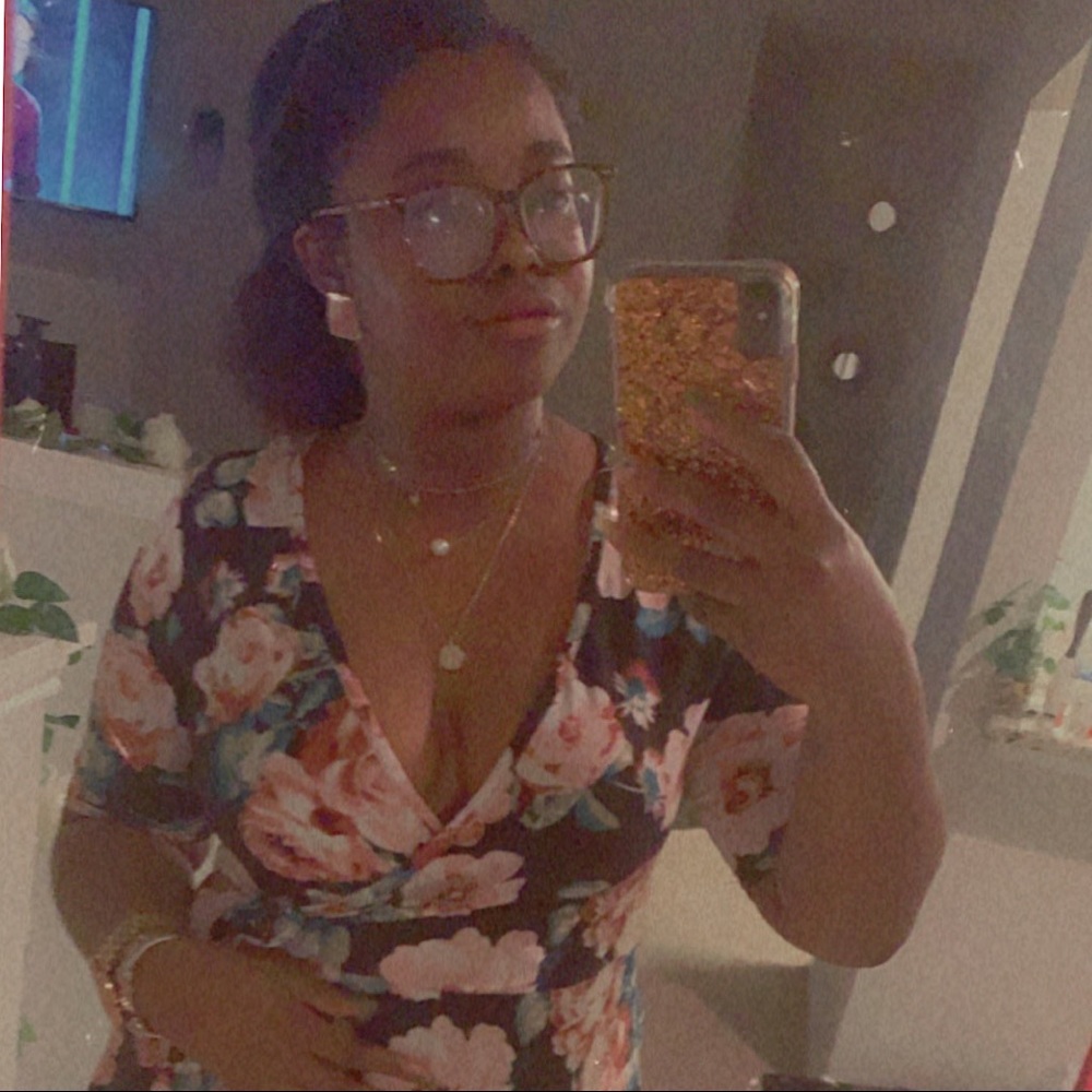 Meet your Posher, Christy!